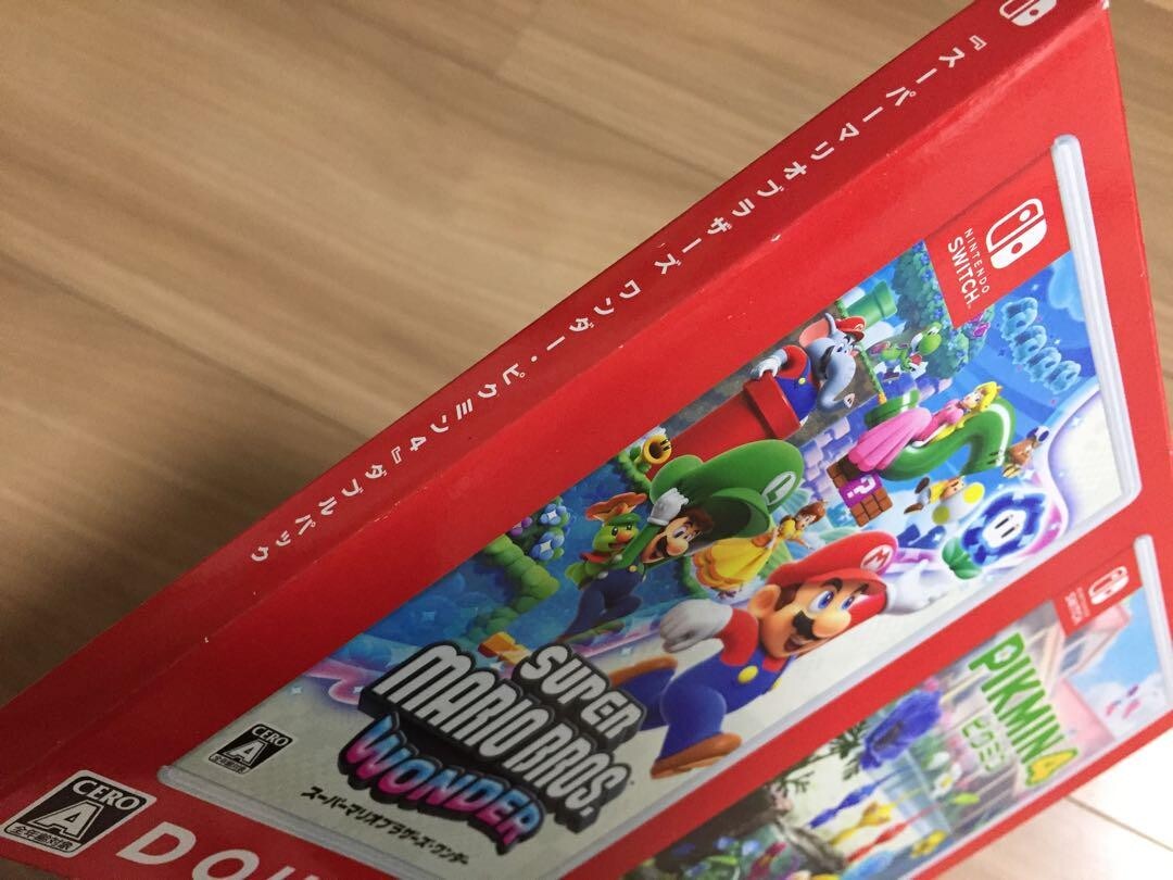 Nintendo Switch Super Mario Bros. WONDER Pikmin 4 Double Pack