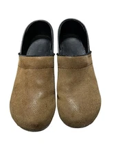 Sanita Womans Brown Leather Clogs Shoes Sz10 EUC 40 Danish Comfort Clog Shoes