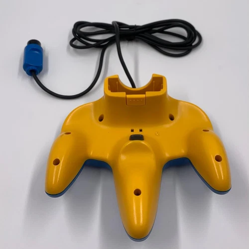 Nintendo 64 Controller Pikachu Pokemon N64 Blue Yellow NUS-005 Limited Tested - Picture 2 of 5