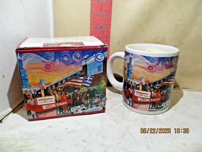 WALGREEN'S COMMEMORATIVE MUG FROM 2000 - 3,000TH STORE , CHICAGO , ILLINOIS