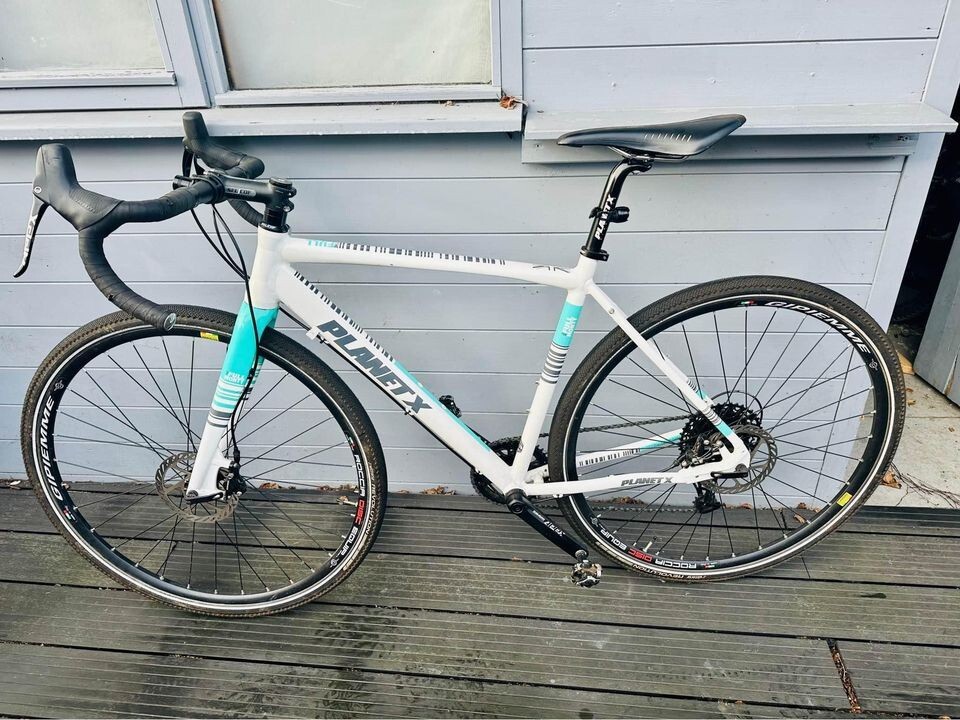 planet x full monty frame