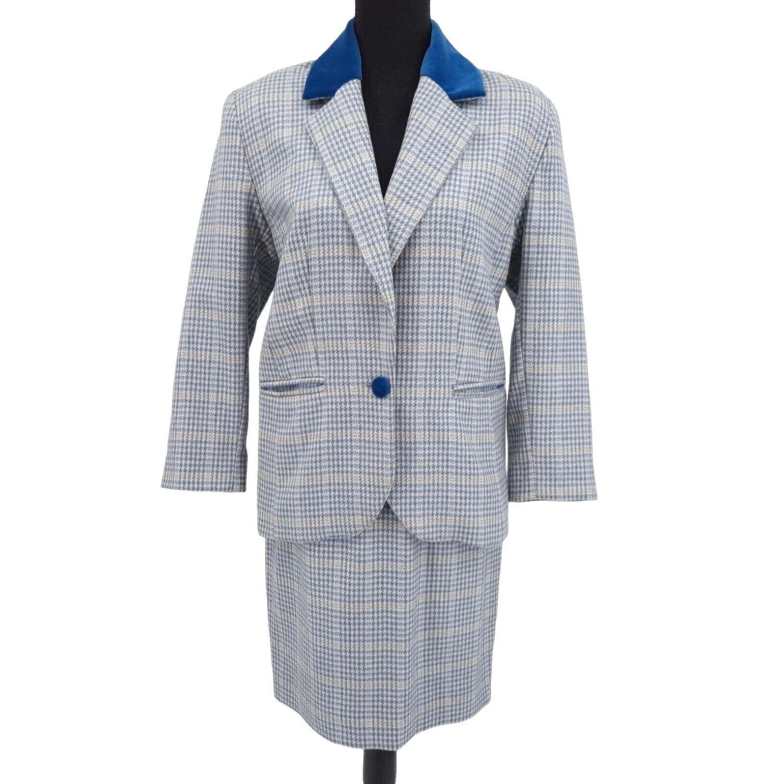 Velvet Vintage Suits, Sets & Suit Separates for Women