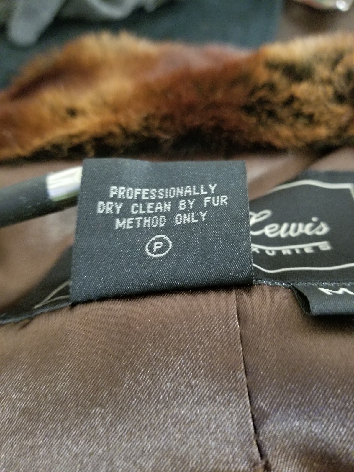 TERRY LEWIS CLASSIC LUXURIES FUR COAT 