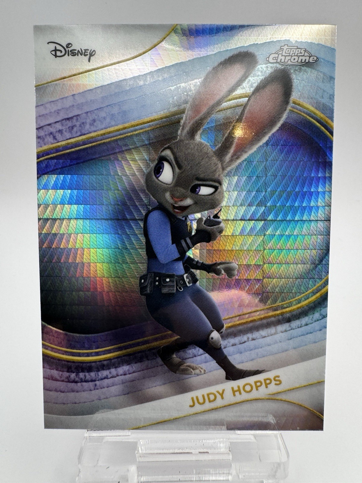 2025 Topps Chrome Disney Prism Refractor Judy Hopps #168 Zootopia