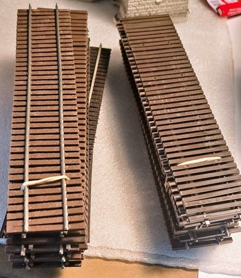 FIVE - HO Central Valley Bridge Track Sections - 6 7/8'' - Code 83 - NEW