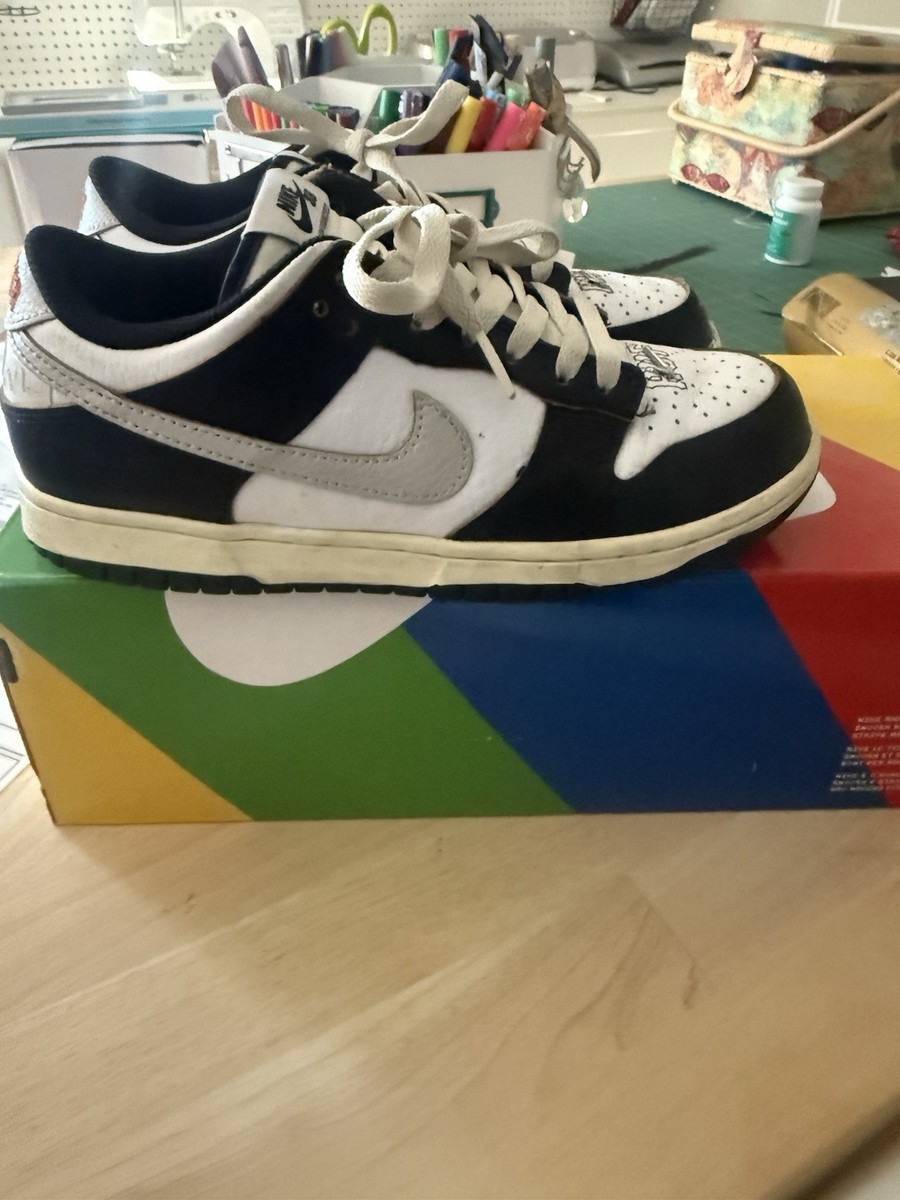 Nike
x HUF SB Dunk Low \