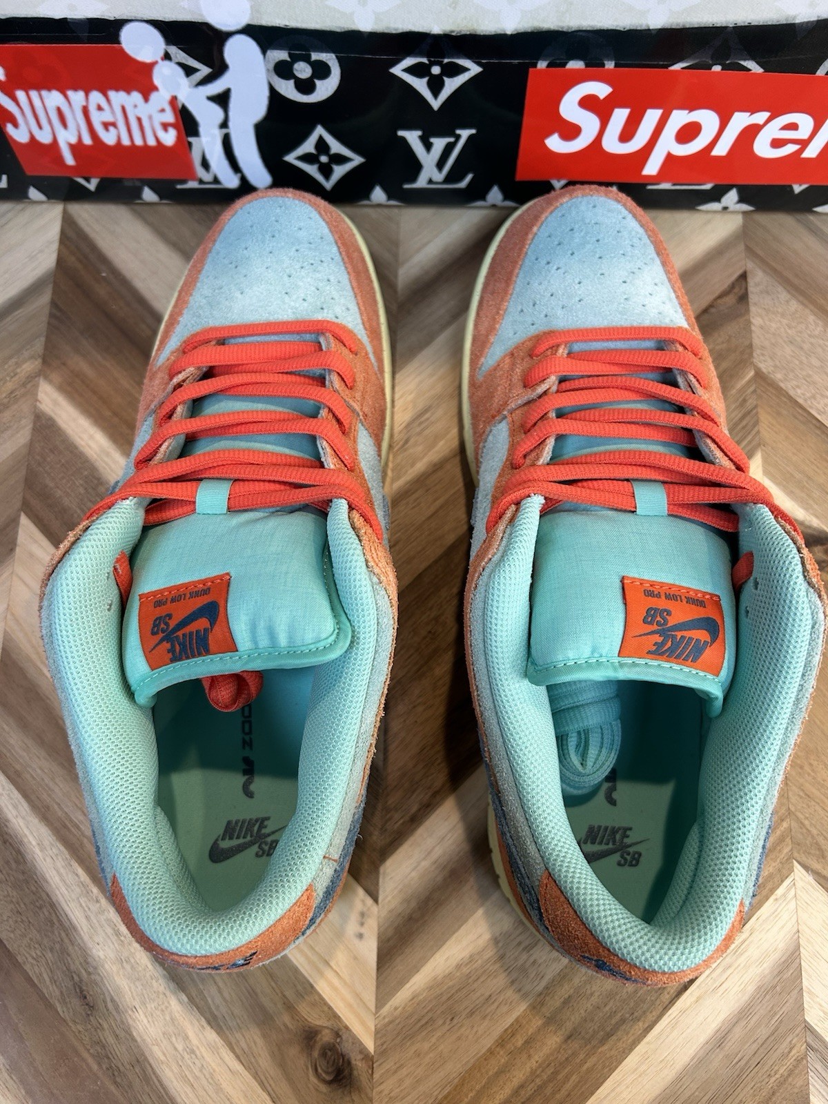 Nike SB Dunk Low Pro Premium Hairy Suede Orange Aqua Mens 11.5 USA DV5429 800 image 6