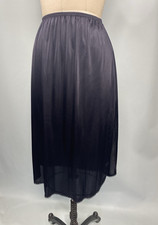 Vintage Half Slip SIZE LARGE Long Length 28" black nylon slit classic VASSARETTE