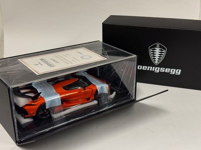 1/18 FrontiArt Koenigsegg Jesko 7285 Sweet Mandarin on Carbon Base