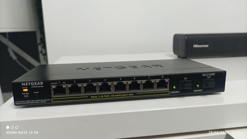 NETGEAR GS310TP  PoE+ Gigabit Ethernet Smart Managed Switch 8 x Ethernet 2 x SPF