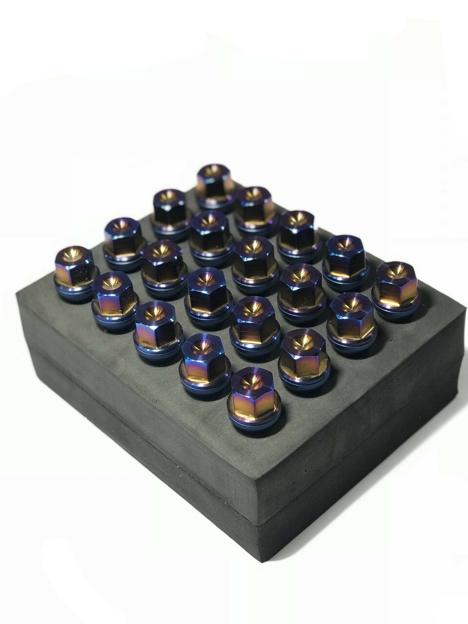 Full Titanium Blue Wheel Lug Nut Lug Nuts Stud Wheel Bolt fits Most Lamborghini