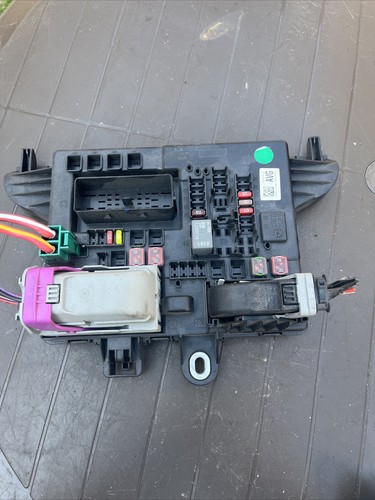 Opel Insignia Sicherungkaste 544949969