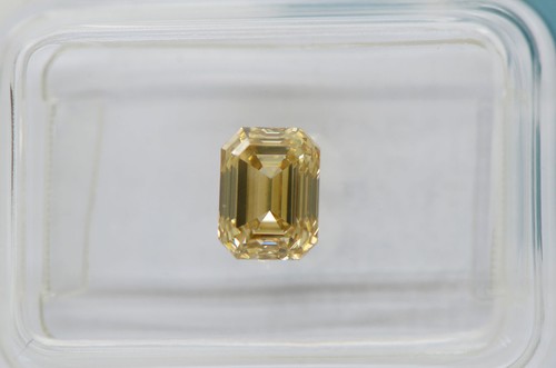 Diamante Marrón Esmeralda Natural Elegante Color Suelto 1,22 Quilates Certificado IGI SI1 - Imagen 6 de 6
