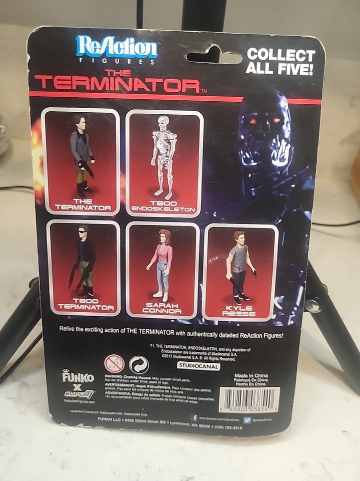ТЕРМИНАТОР 3 3/4 ДЮЙМА ПОЛНОСТЬЮ СГИБАЕМАЯ ЭКШН-ФИГУРКА РЕАКЦИЯ СЕРИЯ FUNKO - Изображение 2 из 3