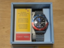 New Timex M79 Auto Peanuts Snoopy Masked Marvel Limited Edition Watch TW2W47500