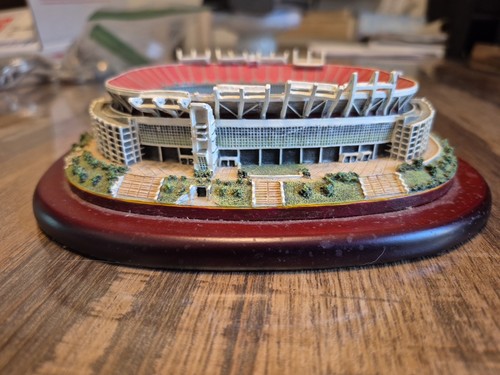Danbury Mint Stadium Replica Jack Kent Cooke Washington Redskins NFL Football - Picture 4 of 13