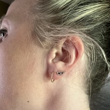 Adina Reyter 14 Karat Gold Diamond Stud Enamel Earrings 2 G  Beautiful!