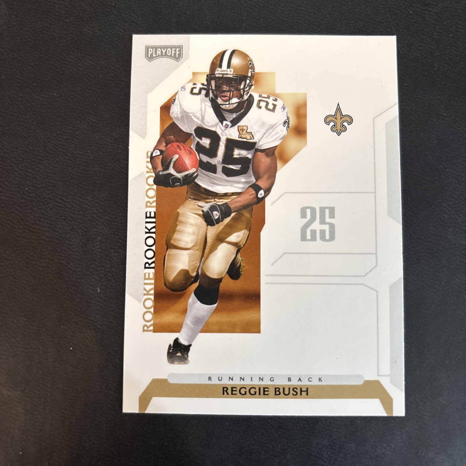 2006 Playoff NFL Playoffs - Rookie Reggie Bush #71 (RC)