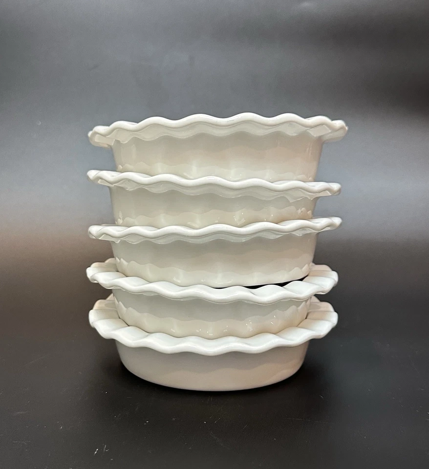 NEW Circa White Ruffle Mini Dessert Ramekin Dish Set of 5 Porcelain Bowls - Image 4 of 4