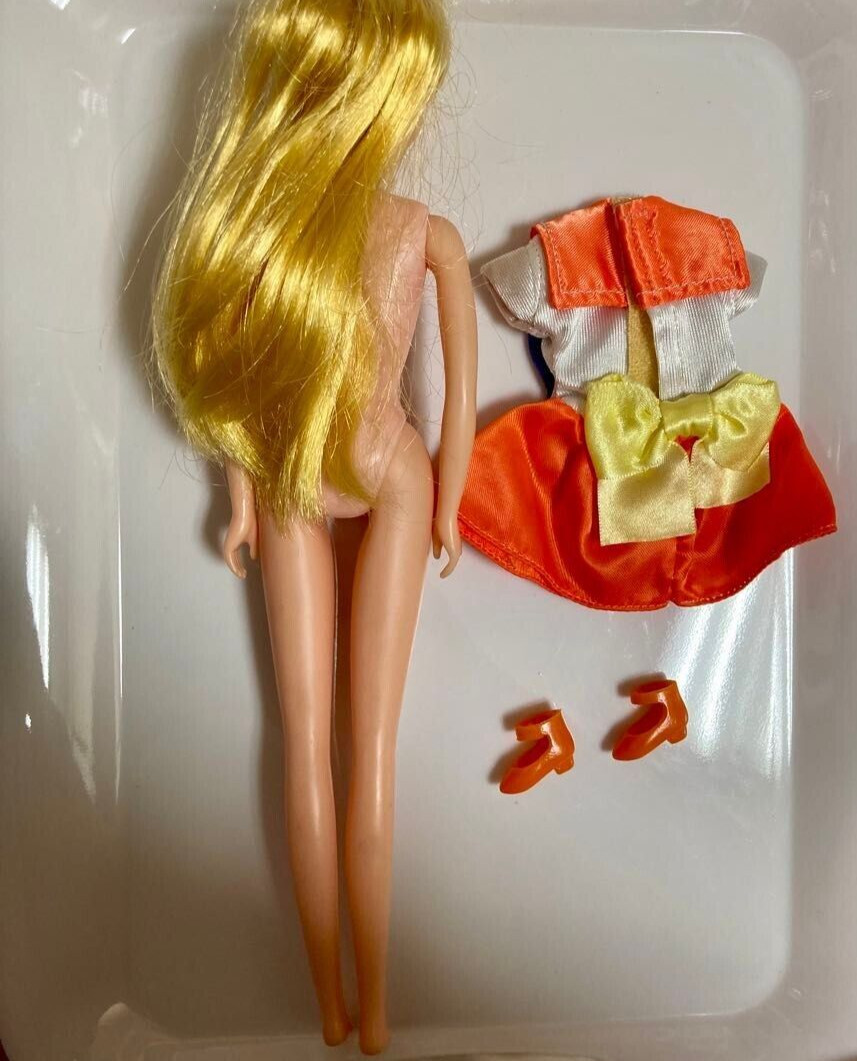 Sailor Moon Sailor Venus 1993 Doll Sailor Team Figure Bandai Japan Vintage