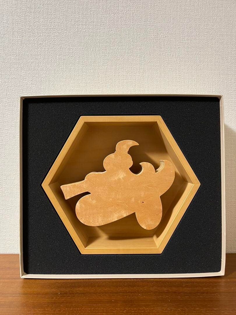 クロ）ロッカクアヤコ　Shaped Laminated Plywood B ROKKAKU AYAKO 