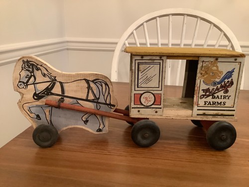 Bessie’s Dairy Farms Horse And Wagon Wooden Pull Toy Cass Toys RARE. C5