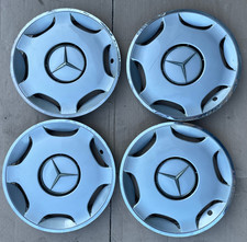 15 Zoll Radkappen Satz Mercedes-Benz W124 A1244011424 mit starken Schrammen