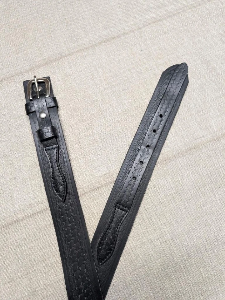 Vintage CABELAS Hebilla Cinturón WESTERN Cuero Negro 38 Pu Revestimiento Vaquero Funda Foto 2 de 4