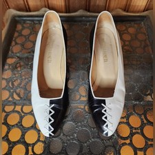 Bottega Veneta Black and White Corset Vintage Kitten Heels 6B
