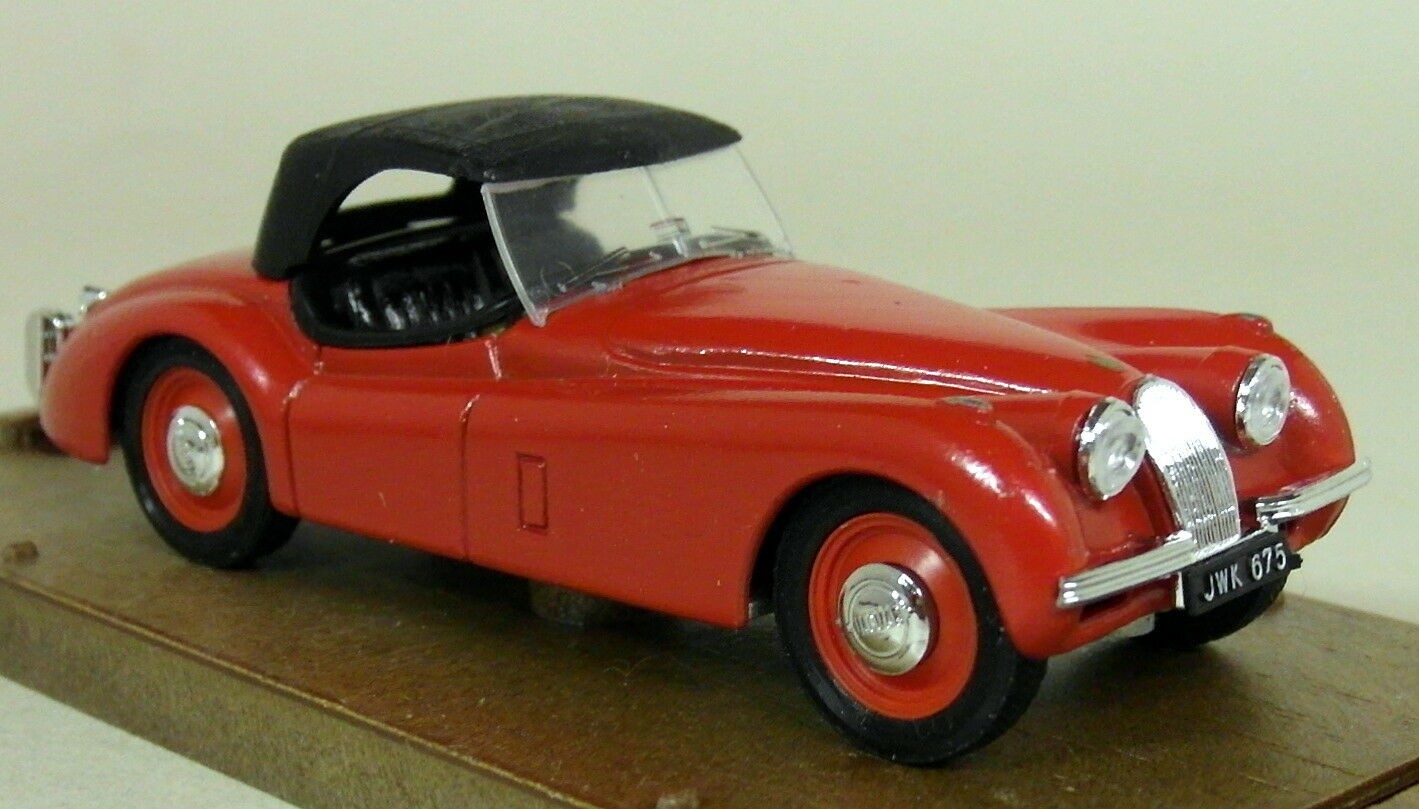 Brumm 1/43 R102 Jaguar XK120 3.5L 1948 Red Diecast Model Car