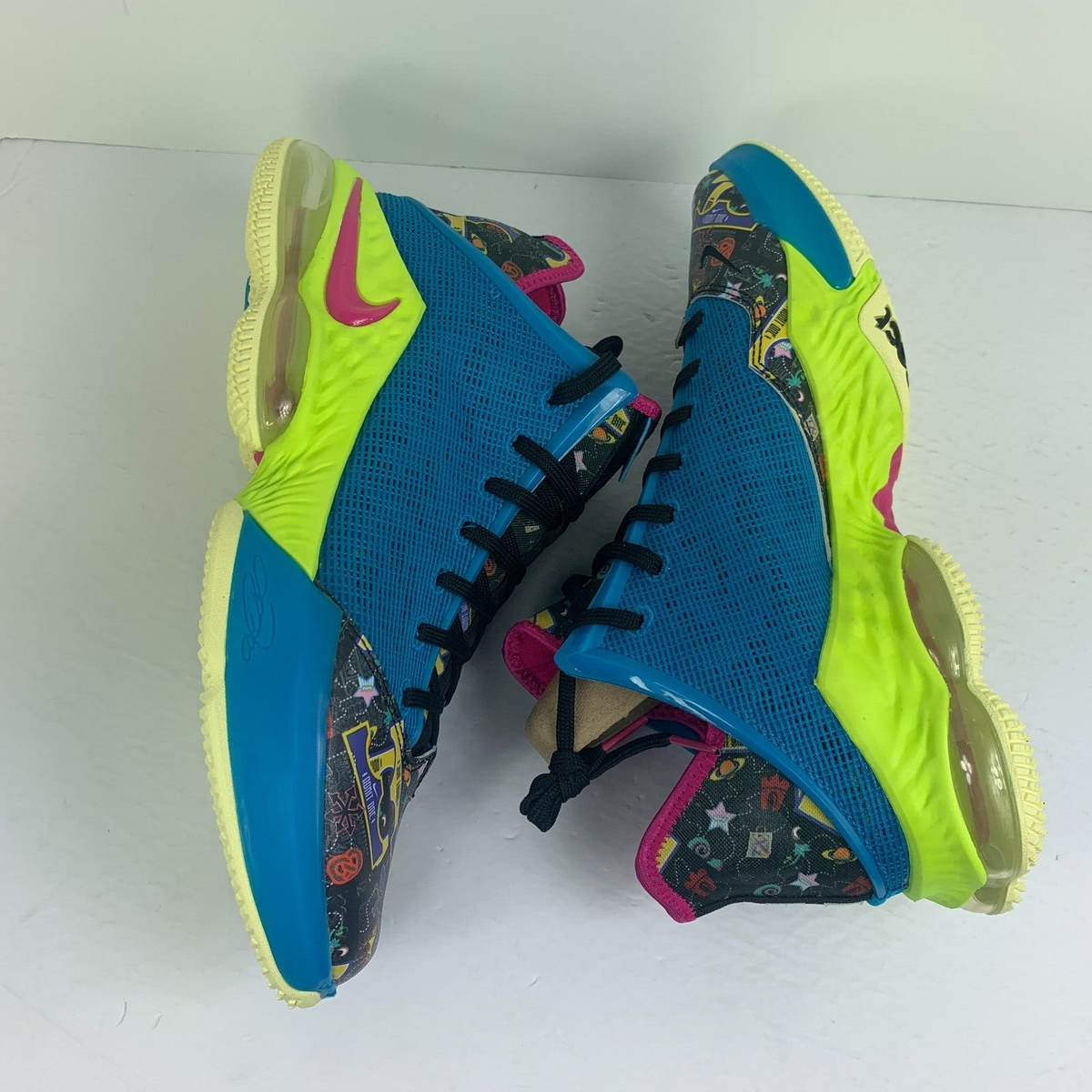Nike LeBron 19 Low Shoes 