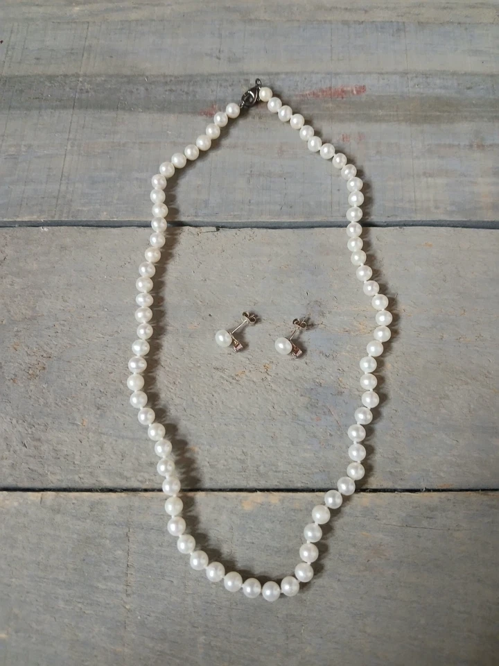 Cultured Pearls Sterling Silver Jewelry Set Necklace Earrings - Image 3 of 4