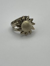 Female Artisan Peruvian Silver Ring with Sun Design 950