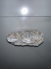 Gecko Reptile Magnetic Resin Ledge