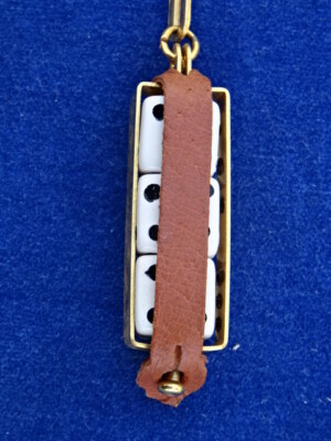 SCHÖNER SELTENER TOP ++ SCHLÜSSELANHÄNGER Key-ring - WÜRFELSPIEL