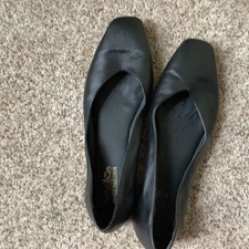 Coach And Four Leather Flats Size 8 Barely Worn