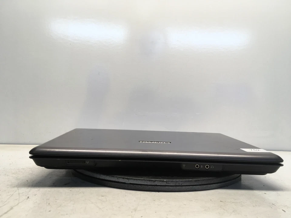 Compaq Presario V6000 Intel Celeron M 430 1730 MHz 2 GB SIN DISCO DURO LEER Foto 3 de 4