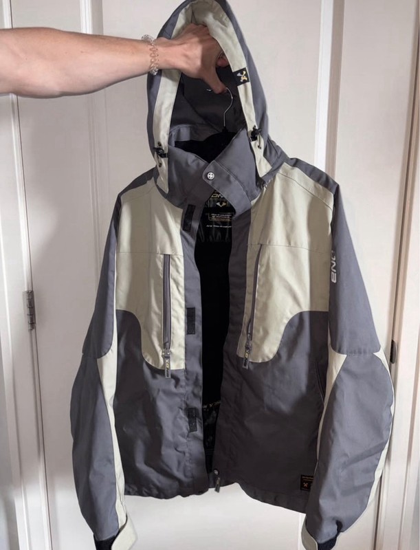 Descente DNA Men’s Insulated Ski Snowboard Jacket Size L