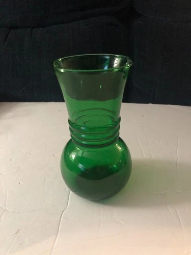 Vintage Anchor Hocking Forest Green Glass Vase w/ 3 Circles / Ribbed 6.5" Tall