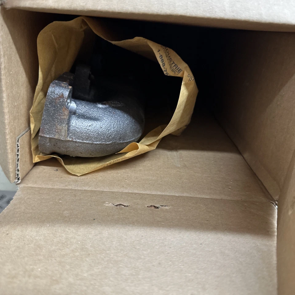 Ford F1AZ-9431-B LH Exhaust Manifold (See Description for Fit) NOS - Image 3 of 4