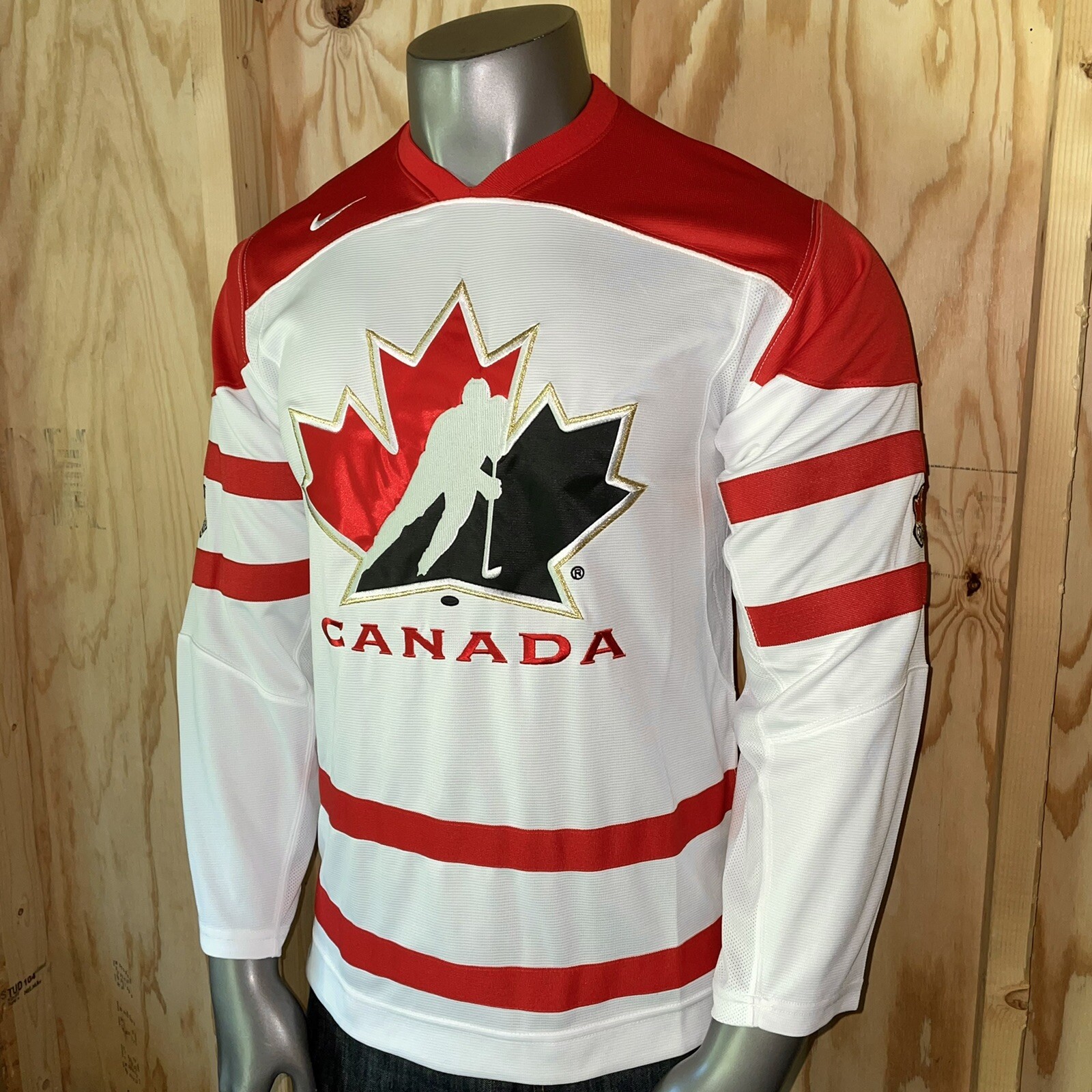 nike canada hockey home 2023 olympic jersey men's small red