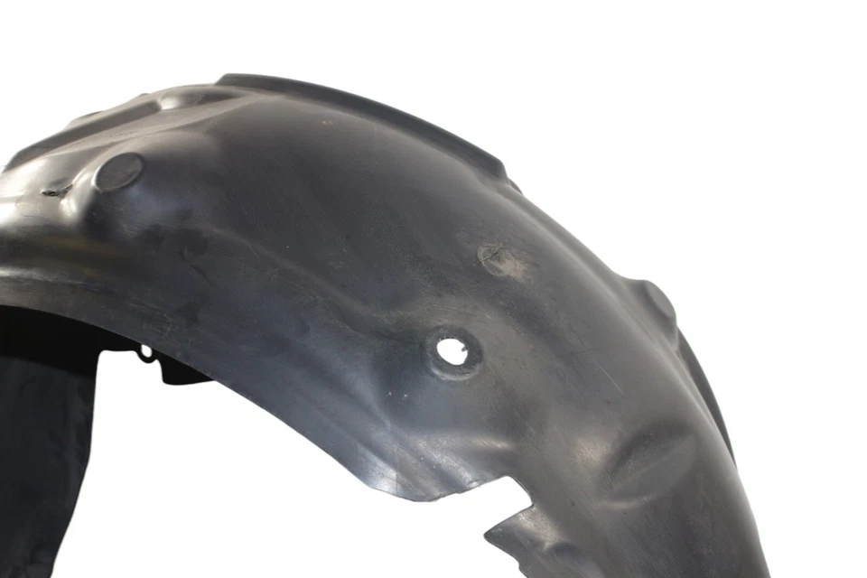 2015-2020 BMW M4 — 3,0 л задняя левая — накладка на крыло / крышка корпуса колеса 8054275 - Изображение 4 из 4