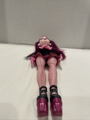 Monster High Skulltimate Secrets Monster Mysteries Draculaura bambola e accessori - Foto 4 di 17