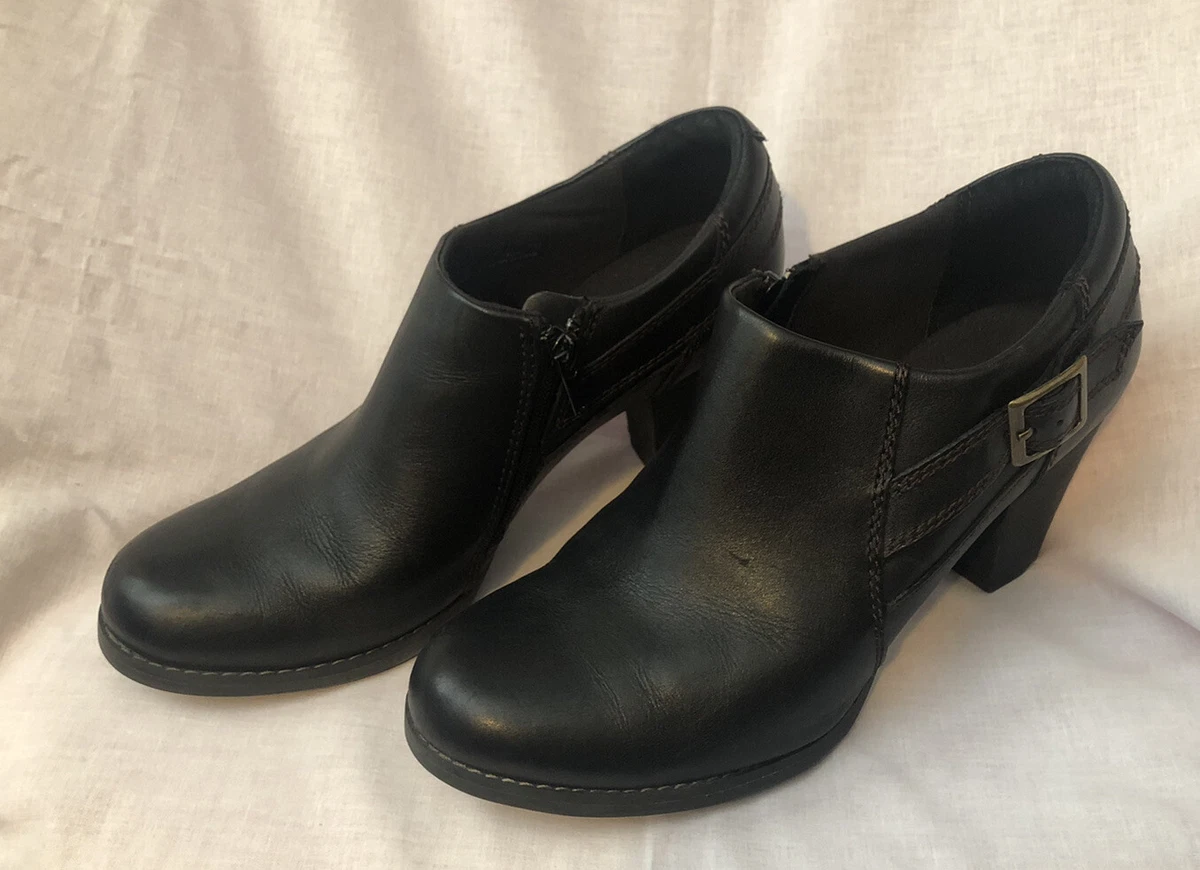 Clarks Carlisle Mocha Black Oily Leather US 9 M Women s Shoe Heel Bootie