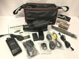 Vintage Magnavox CVN620 EasyCam VHS Camcorder Video Camera + Extras