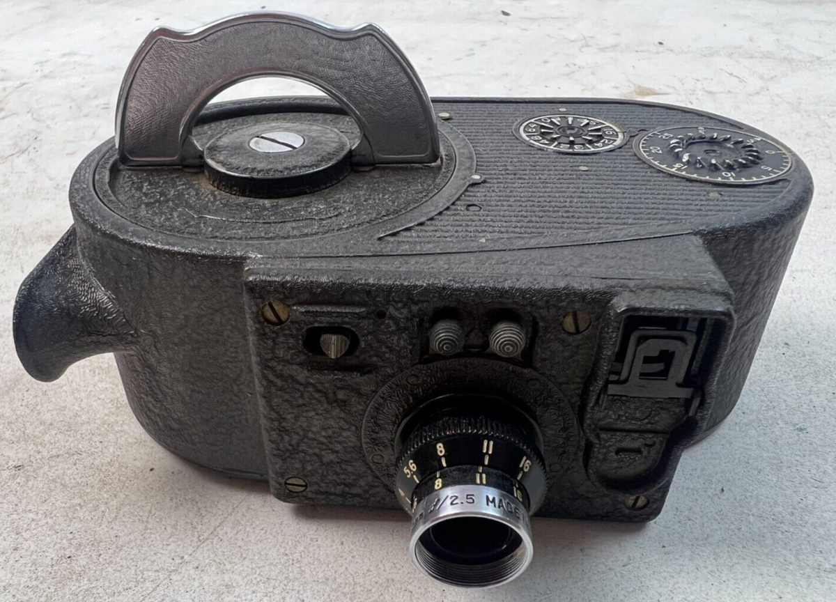 Vintage 1940 Bell & Howell Movie Camera with Case | eBay