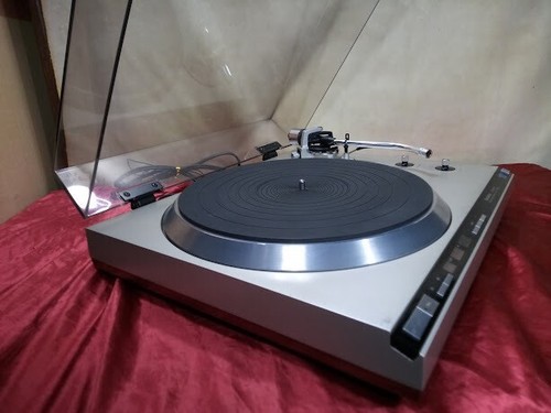 Technics SL-1300 MK2 Fully Automatic Direct Drive Turntable - 第 2/5 張圖片