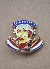 Joli Insigne, broche médaille ski ESF " Pioupiou ", version actuelle