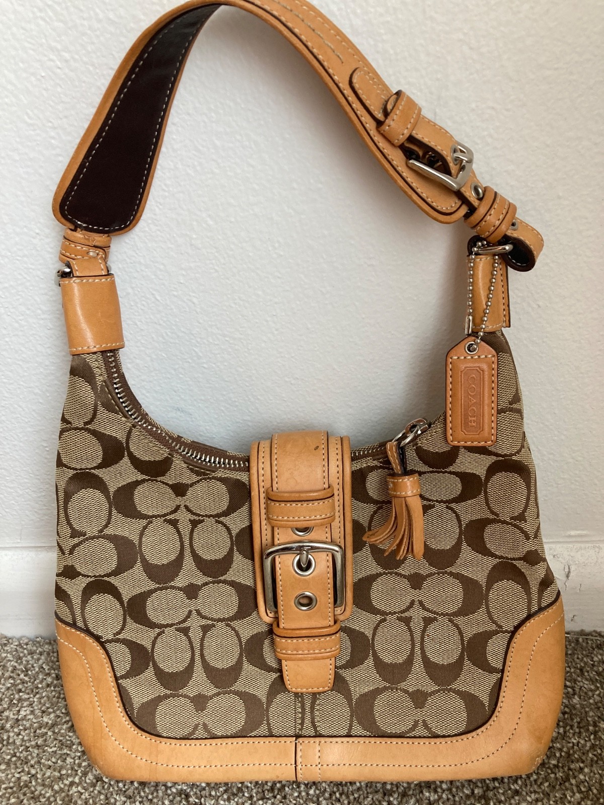 Vintage Y2K '04 Coach Soho Signature Shoulder Bag Tan… - Gem