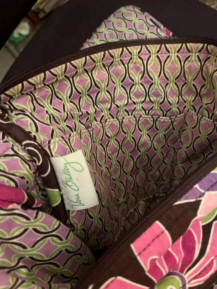 Vera Bradley Bandolera Bolso Mensajero Púrpura Punzón Monedero Hipster 12 X 13 Retirado Foto 2 de 4
